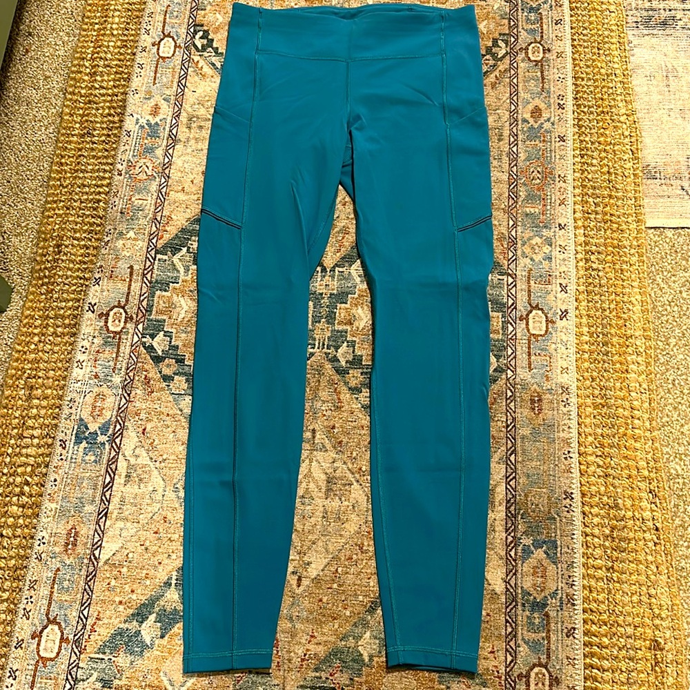 Lululemon workout leggings